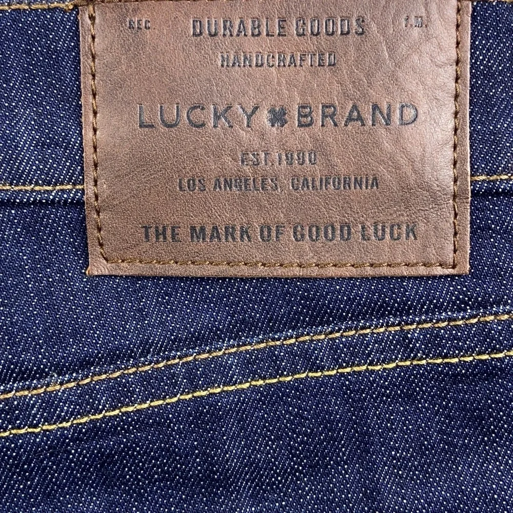 Lucky Brand Jeans Men's 38x30 Blue Denim 363 Straight Dark Wash Stretch